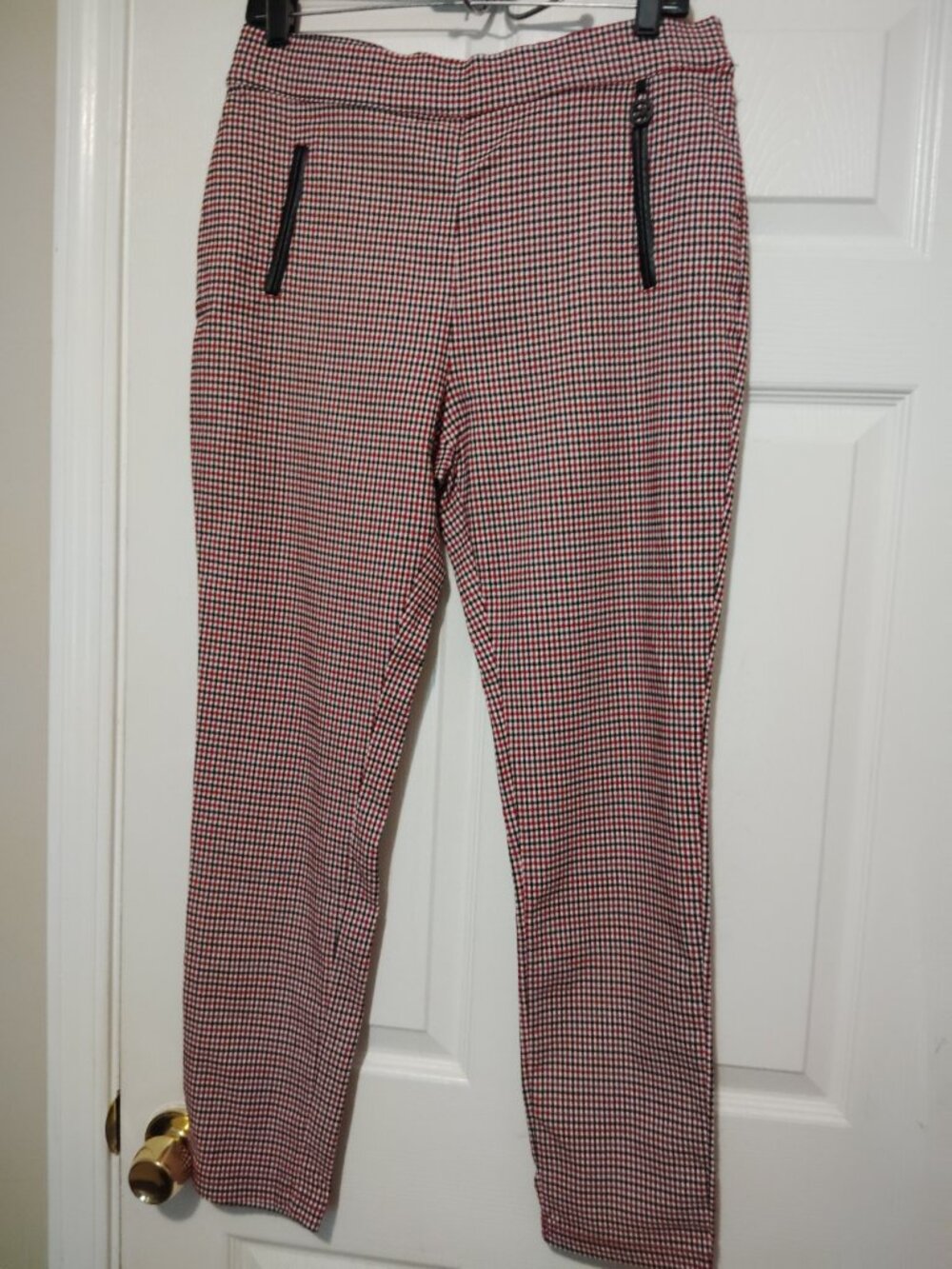 Calvin Klein Elegant Women's Red Black White Plaid  Slim Ankle Pants Size 14 - Picture 3 of 7